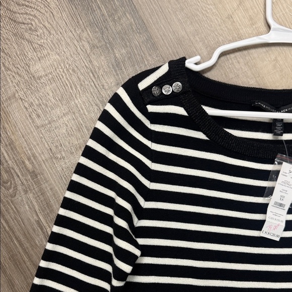 ❄️White House Black Market Black and White Striped Dress - Picture 3 of 3